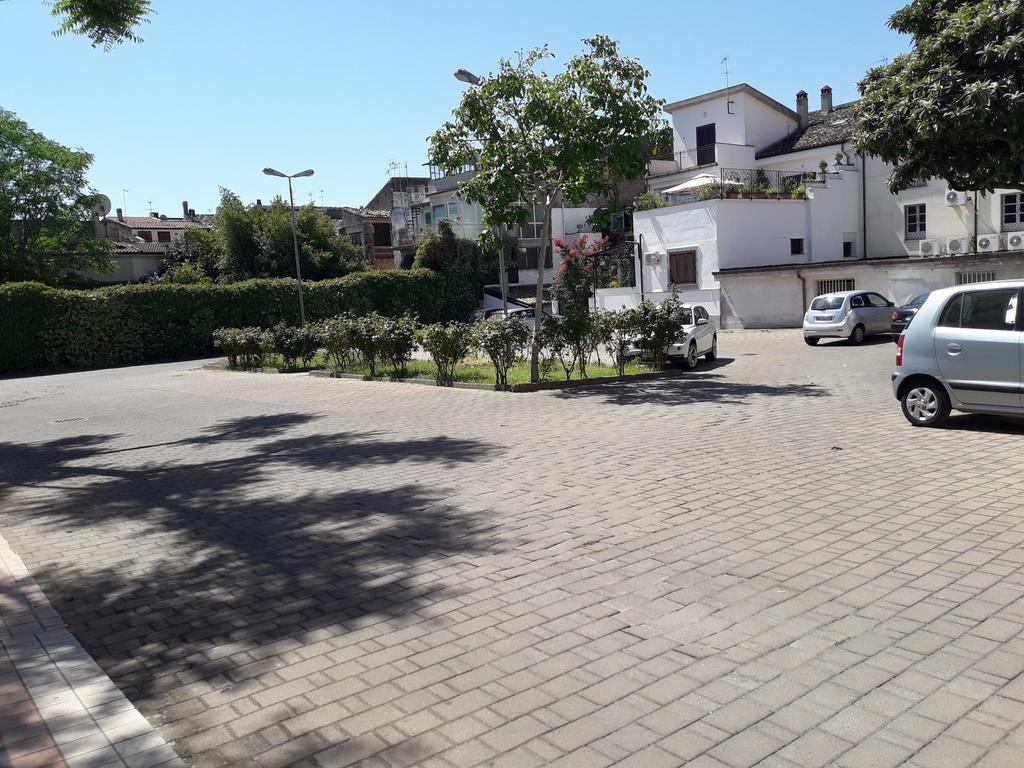 Hotel Jolly Castrovillari Bagian luar foto